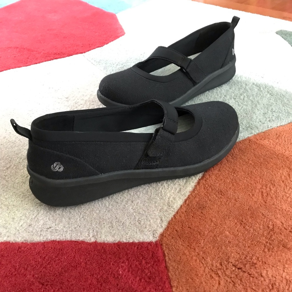 Clarks - Picture 7 of 10